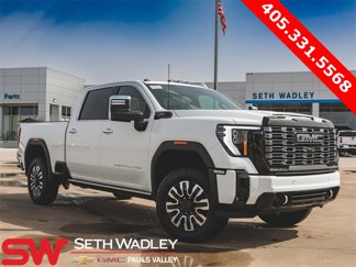 New 2025 GMC Sierra 2500 Denali Ultimate w/ Max Trailering Package image 1