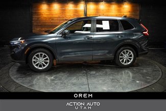 Used 2025 Honda CR-V EX image 1