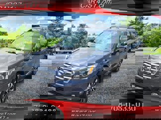 Used 2017 Subaru Outback 3.6R Limited image 1
