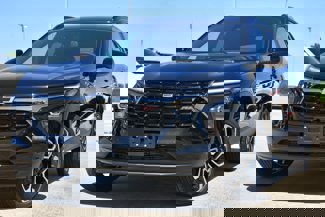New 2025 Chevrolet Trax RS image 1