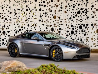Used 2017 Aston Martin V12 Vantage S image 1