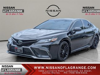 Used 2022 Toyota Camry XSE image 1