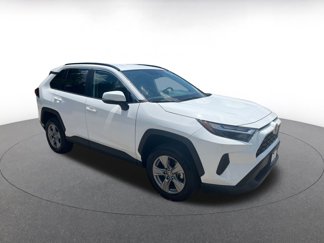 Used 2024 Toyota RAV4 XLE image 1