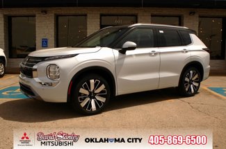 New 2025 Mitsubishi Outlander SEL image 1