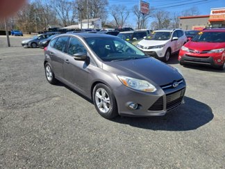 Used 2012 Ford Focus SE image 1