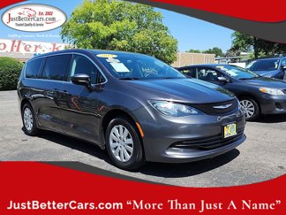 Used 2019 Chrysler Pacifica L image 1