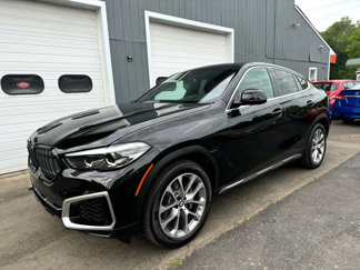 Used 2022 BMW X6 xDrive40i w/ Premium Package image 1
