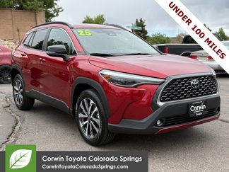 Used 2025 Toyota Corolla Cross XLE image 1