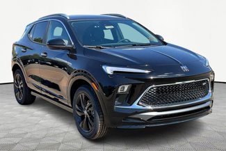 New 2026 Chevrolet Traverse LT w/ Driver Confidence Package image 1