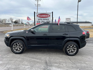 Used 2020 Jeep Cherokee Trailhawk w/ Cold Weather Group image 1