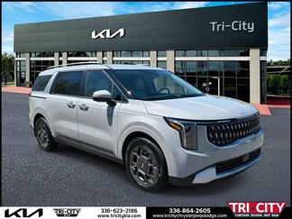 New 2025 Kia Carnival EX image 1