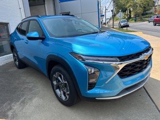 New 2025 Chevrolet Trax LT w/ Sunroof Package image 1
