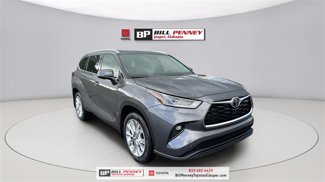 Used 2024 Toyota Highlander Limited image 1