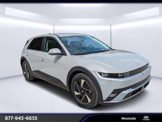 New 2025 Hyundai Ioniq 5 SE image 1