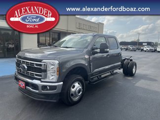New 2025 Ford F350 XL image 1