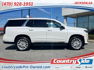 Used 2023 Cadillac Escalade Luxury image 1