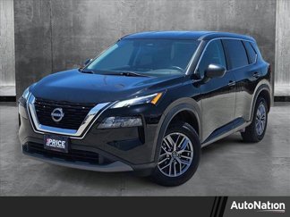 Used 2023 Nissan Rogue S image 1