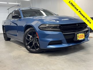 Used 2022 Dodge Charger SXT w/ Blacktop Package image 1