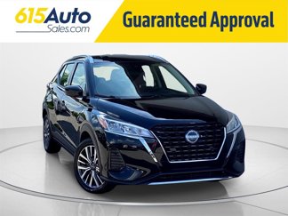 Used 2024 Nissan Kicks SV image 1