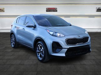 Used 2022 Kia Sportage LX image 1