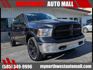 Used 2016 RAM 1500 SLT image 1