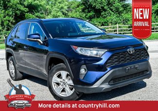 Used 2021 Toyota RAV4 XLE w/ Convenience Package image 1