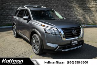 New 2025 Nissan Pathfinder SL w/ SL Premium Package image 1
