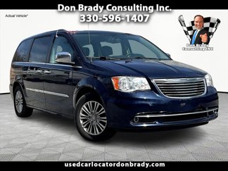 Used 2015 Chrysler Town & Country Touring-L w/ Driver Convenience Group image 1