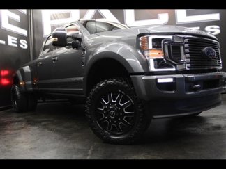 Used 2022 Ford F450 Platinum image 1