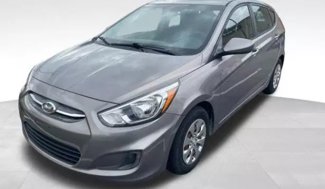 Used 2017 Hyundai Accent SE image 1