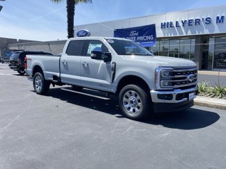 New 2025 Ford F350 4x4 Crew Cab Super Duty image 1