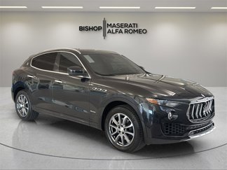Used 2018 Maserati Levante GranLusso image 1