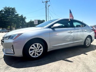Used 2020 Hyundai Elantra SE w/ Convenience Package (C2) image 1
