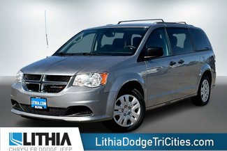 Used 2019 Dodge Grand Caravan SE w/ UConnect Hands-Free Group image 1
