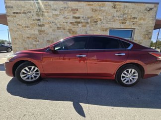 Used 2014 Nissan Altima 2.5 S image 1