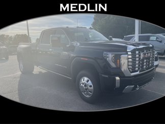 New 2025 GMC Sierra 3500 Denali w/ Denali Reserve Package image 1