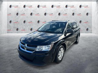 Used 2020 Dodge Journey SE image 1