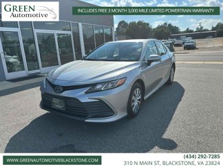 Used 2022 Toyota Camry LE image 1