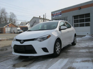 Used 2014 Toyota Corolla LE image 1