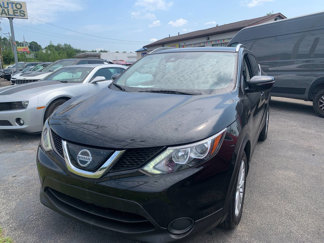 Used 2019 Nissan Rogue Sport SV image 1