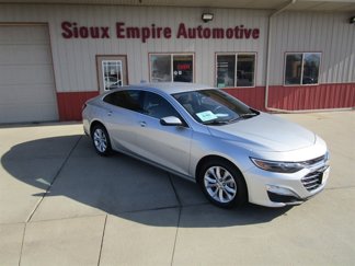 Used 2021 Chevrolet Malibu LT image 1