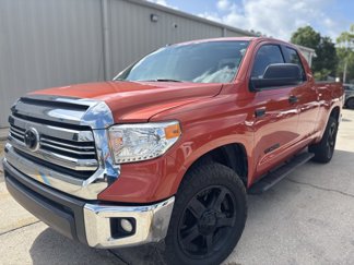 Used 2017 Toyota Tundra SR5 image 1