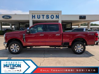 New 2025 Ford F250 4x4 Crew Cab Super Duty image 1