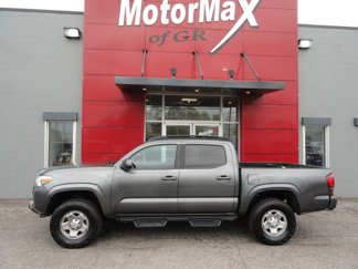 Used 2019 Toyota Tacoma SR w/ SR Convenience Package image 1