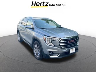 Used 2024 GMC Terrain SLT image 1