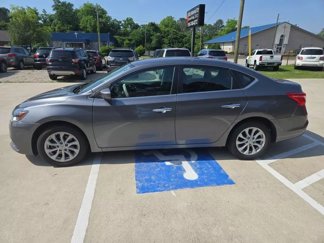 Used 2019 Nissan Sentra SV image 1