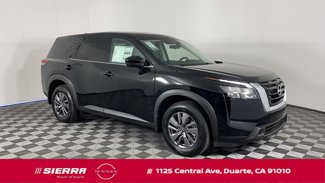New 2025 Nissan Pathfinder S image 1