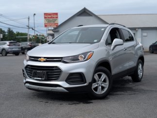 Used 2020 Chevrolet Trax LT w/ LT Convenience Package image 1