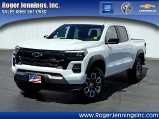 Used 2024 Chevrolet Colorado Z71 w/ Z71 Convenience Package 2 image 1