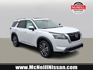 New 2025 Nissan Pathfinder Platinum image 1